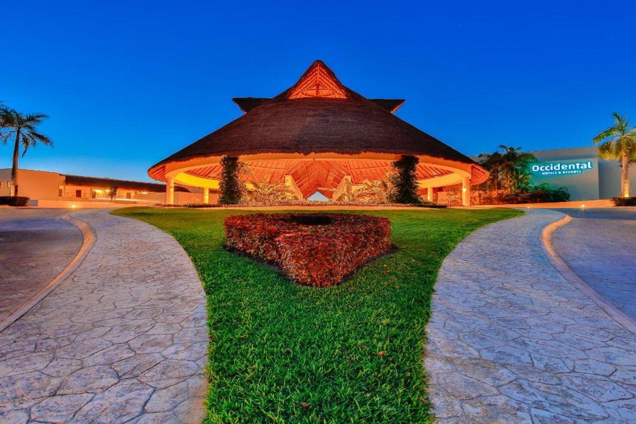 Occidental At Xcaret Destination Hotel Xcaret Park Luaran gambar Hard Rock Hotel Vallarta