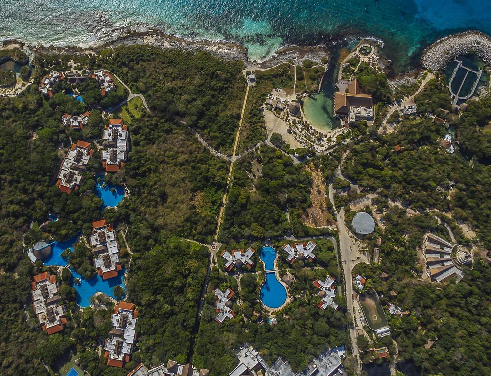 Occidental At Xcaret Destination Hotel Xcaret Park Luaran gambar Aerial view of the resort