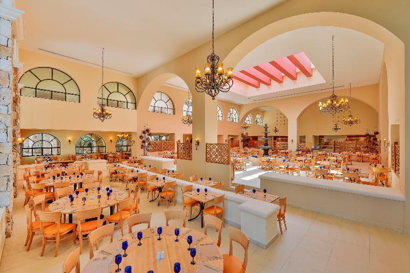 Occidental At Xcaret Destination Hotel Xcaret Park Luaran gambar The buffet at the hotel